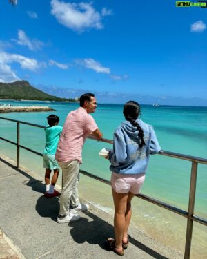 Julián Castro Instagram - Had a wonderful time in Hawaii! Such a beautiful place. (Now I’ve been to 49 states. Just one more left: West Virginia. Any good ideas about where to visit there?)