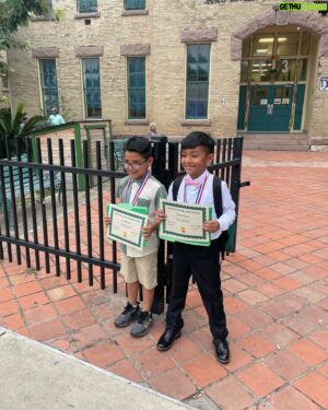 Julián Castro Instagram - Cristián got recognized as an A-Honor Roll student and won a Principal’s Award today. Proud of him! Next up: fourth grade.