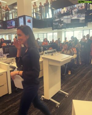 Julián Castro Instagram - Congratulations to @silviafosterfrau and her colleagues at @washingtonpost on winning the Pulitzer in National Reporting today for their series “American Icon” about the devastation the AR-15 has caused as the weapon of choice in many mass shootings! Silvia had the lead byline on two of a handful of stories in the series. ¡Felicidades!