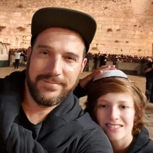 Julián Elfenbein Instagram - 18   1

@benjaelfenbein