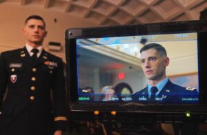 Julian Morris Instagram - On @thegoodfightcbs today! x