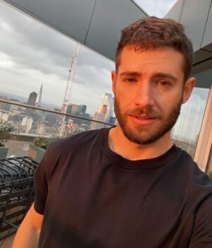 Julian Morris Instagram - Morning sunshine