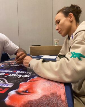 Juliana Velasquez Instagram - Assinando os postes ✍️