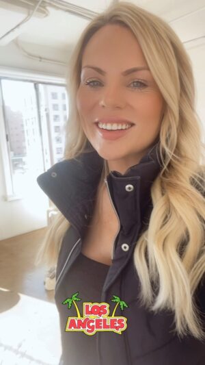 Julianne Arrieta Instagram - FG fashion shoot days in #losangeles 😍⛳️

Get ready for our COASTAL LUXE COLLECTION to rollout! 

Made specifically for our female golfers who love great performance pieces with an added touch of glam….✨🎀

#FIAGREEN #fgxme #luxurygolf #golfapparelforwomen #madeinusa