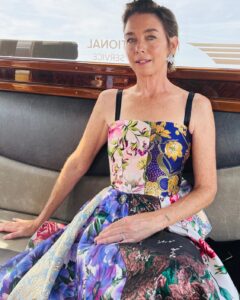 Actress Julianne Nicholson HD Instagram Photos and Wallpapers September 2022