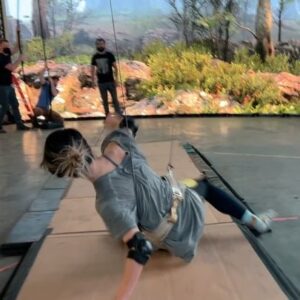 Julie Zhan Instagram - If these guys got a quarter for every time I cussed that day 🤣🤣🤣 cannot tell you how much FUN this was, especially with a bunch of talented kids at heart. Was I able to move the next day? Absolutely not. Would I do this all the time anyway? Fuck yeah. Thanks to this phenomenal stunt   rigging team: @maxhv85
@belieu_stunts @caitlinhutson 
@pabloruffberganza @mark_poletti @datnickkray @orbitalvirtualstudios #stunts #virtualproduction #wirework