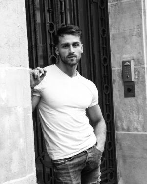 Julien Coste Instagram - live your dreams don't dream your life 📸