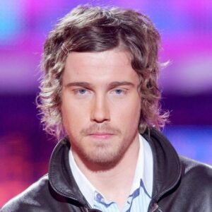 Julien Doré Instagram - 17 ans déjà … 👀 

#NouvelleStar2007