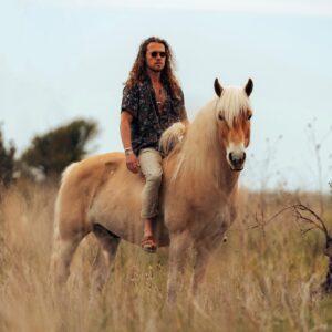 Actor Julien Doré HD Instagram Photos and Wallpapers August 2023
