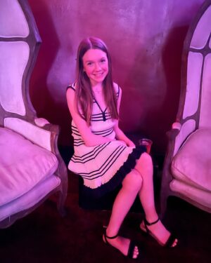 Juliet Donenfeld Instagram - My camera roll..📸
I had so much fun last night celebrating our short film @redwhiteandbluefilm with other fellow nominees at the HollyShorts Oscar Nominees party last night! 
Thank you so much @nazrin.choudhury for taking me on this journey with you! I’m truly grateful to be a part of your amazing film!! @julietdonenfeld @that_mo_collins @reddingmunsell @imanandalyssa @nazrin.choudhury @captaingajic @judtylor @hollyshorts &
#reproductiverights #abortionishealthcare #FYC
#academyawards #academyaward #awardseason #foryourconsideration #redwhiteandbluefilm
#bestliveactionshortfilm #shortfilm #oscar #oscars #oscarnoms #movies #film #liveactionshortfilm #oscarsweek