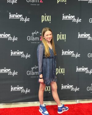 Juliet Donenfeld Instagram - Thank you @amprcreatives for inviting me to the Glamz event, a celebration of fashion and art. Always fun times with @kingston_foster ❤️ (except when we found out the garage where our car was parked closed at 6:30 pm and we almost cried! Luckily there was a phone number to call and they were super nice and came back to unlock the garage and let us out! 🙏🏼😮‍💨 Be aware all day parking does not mean all day! 😉). 🚗 
.
#gala #glamz #runwayshow #flowermart #nitrogenicecream #pollenlosangeles #party #fashion #newdesigners #youthfashion #losangelesfashionweek #losangeles #downtown #artevent