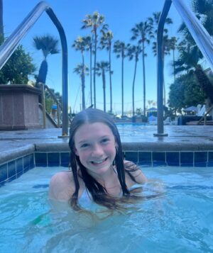 Juliet Donenfeld Instagram - My staycation in Marina del Rey @ritzcarlton ⛴️⚓️☀️🏊‍♀️🏖️🌊
What did you do for the long weekend? 🤔 

.
#memorialday #memorialdayweekend
#marinadelrey #marina #harbor #mothersbeach #pool #swimming #jacuzzi #games #tennis #pickleball #spa #exerciseroom #friends