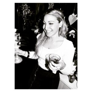 Juliet Rylance Instagram - Happy Birthday, my Beautiful Sister. ♥️⁣⁣⁣
I love you more and more with every passing day. ⁣⁣⁣
⁣⁣⁣
⁣⁣⁣
#Nataasha #Taash #Nu