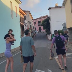 Julieta Nair Calvo Instagram - Postales en mi corazón ♥️ 
Sumamos más familia ! Los tíos Sara y Kavan de Alemania vinieron con el primo Nuri a pasar los últimos dias en Italia 🇮🇹