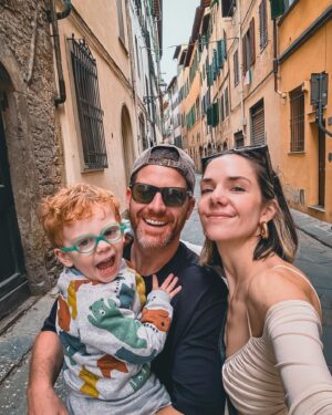 Julieta Nair Calvo Instagram - La felicidad de conocer el mundo en familia ❤️🇮🇹
Algunos recuerdos de los primeros días en la bella ciudad de los cuñados 🙌🏼