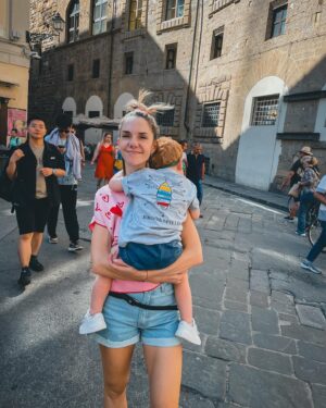 Julieta Nair Calvo Instagram - La felicidad de conocer el mundo en familia ❤️🇮🇹
Algunos recuerdos de los primeros días en la bella ciudad de los cuñados 🙌🏼