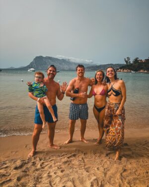 Julieta Nair Calvo Instagram - Postales en mi corazón ♥️ 
Sumamos más familia ! Los tíos Sara y Kavan de Alemania vinieron con el primo Nuri a pasar los últimos dias en Italia 🇮🇹