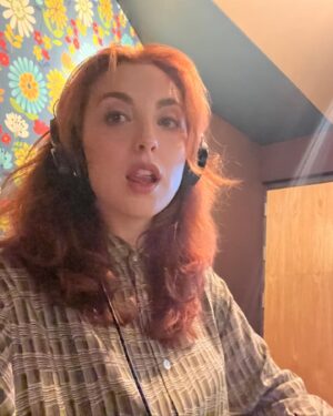 Juliette Goglia Instagram - had a marvelous time dubbing the English version of a character on this new Netflix series! the original show is in Turkish, but I gave it an American flare 💅🏻 thank you @horseless.cowboy for bringing me in 💘