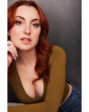Juliette Goglia Instagram - got new headshots just in time for the industry to shut down #IStandWithWGA #wgastrong #supportwriters