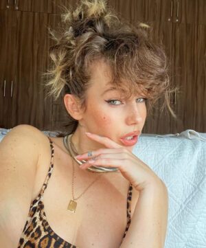 Juliette Marsault Instagram - I need to stop looking so hot but I can’t 🥲