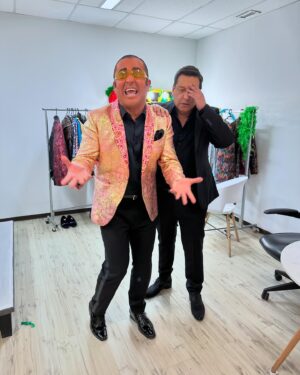 Julio César Rodríguez Instagram - ¡BOOM BOOM! 🤪💥 Más irreverente que nunca, @yerkopuchentooficial llega a @podemoshablarchv para decir todas las verdades!! ESTE DOMINGO, por @chilevision 📺🔥