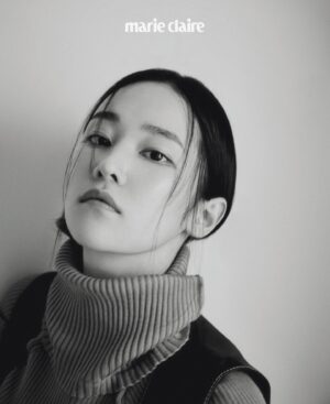 Jun Jong-seo Instagram - [#전종서]
⠀
#마리끌레르 #화보공개
⠀
모던하고 클래식한 무드도
완벽 소화 가능한 만능 매력쟁이 전종서 배우 -🖤🤍

꾸러기 모먼트는 잠시 넣어두었어도
카리스마와 눈빛은 챙긴 
치명적인 멋쟁이 ✨
⠀
더 많은 화보와 인터뷰는
마리끌레르 12월호에서 확인하실 수 있어요👍🏻
⠀
⠀
#전종서 #배우전종서 #junjongseo
#마리끌레르화보 #영화 #연애빠진로맨스