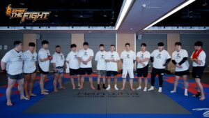 Jung Chan-sung Instagram - 격투기는 왜 대기업에서 
외면하느냐, 
꼭 격투기도 대기업이 
후원하게 만들겠다고 
다짐했었는데,
GS에 이어 
이번엔 한화에서도 
도와주셨습니다.
생각이 열려있는 
두 회사 모두에 
감사드립니다. 
도움 주신 것에 
부끄럽지 않은
사람이 되겠습니다. @hanwharesort_story @gs25_official @zombienation2023
