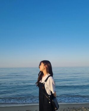 Jung Da-you Instagram - 🌊