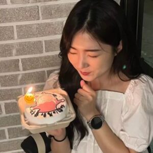 Jung Da-you Instagram - 🎂