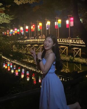 Jung Da-you Instagram - ✌️