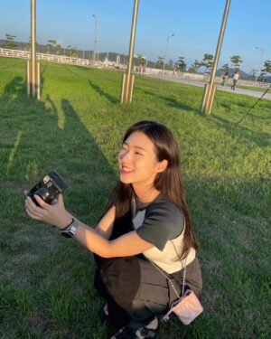 Jung Da-you Instagram - MZ샷