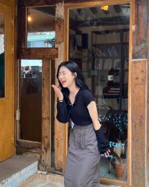 Jung Da-you Instagram - 무슨포즈하지🤭