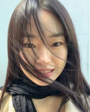 Jung Hoe-ryn Instagram - 흐