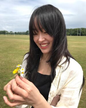 Jung Hoe-ryn Instagram - 오늘 이어지는 땅 개봉🌼!