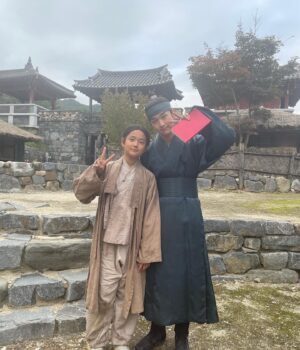 Jung Hyeon-jun Instagram - 량음이와 량음이~♡
MBC 드라마 ‘연인’ 함께해서 좋았습니다.🥹🥰

#mbc #드라마 #연인 #남궁민 #안은진 #이학주 #이다인 #김윤우 #이청아 #정현준 #량음