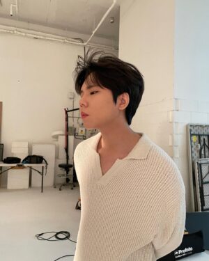 Jung Seung-hwan Instagram - 극사실주의📷