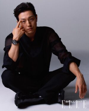Jung Sung-il Instagram - @ellekorea @hamiltonwatch 

#ELLEbrilliant #제작비지원
#정성일 #해밀턴 #해밀턴시계 #hamilton #hamiltonwatch #엘르브릴리언트 #브릴리언트 

editor 안혜미, 김영서(미디어랩)
photographer 안주영
videographer 황상준
fashion stylist 윤지빈
hair stylist 장혜연
makeup artist 오가영
manicurist 임미성
assistant 김규리, 부유리

#Godblessyou
#Godmakesnomistakes