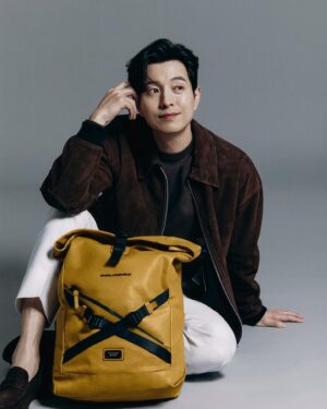 Jung Sung-il Instagram - #피콰드로 #피콰드로가방 #광고 

@piquadro.kr 

@msgseoul 
@mimm.ha0 
@mimm_jiwon 

#Godblessyou
#Godmakesnomistakes