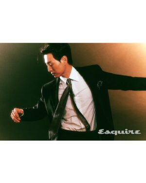 Jung Sung-il Instagram - Esquire

Editor 오성윤 Photographer 김형상 Stylist 이영표 Hair
& Makeup 장해인 Assistant 송채연

#Godblessyou
#Godmakesnomistakes