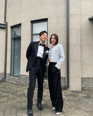 Jung Sung-il Instagram - #더글로리 #theglory #넷플릭스 #베드앤크레이지 

2022년 더글로리 하도영&이사라
2021년 베드엔크레이지 신주혁&용사장

#Godblessyou
#Godmakesnomistakes