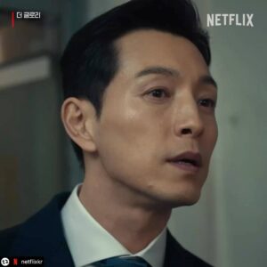 Jung Sung-il Instagram - #리그램 - @netflixkr by @get_multi_repost
바둑은 침묵 속에서 욕망을 드러내고, 매혹하고, 매혹 당하며 서로를 발가벗겨. 상대가 응하지 않으면? 그땐 그저 바둑인 거지.

#더글로리 #TheGlory #송혜교 @kyo1122 #정성일 @ygmicael #넷플릭스 #Netflix