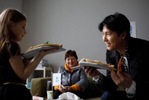 Jung Woo-sung Instagram - 유엔난민기구 연말 사진전 <연대, 그 속의 강인함>이 12월 28일부터 31일까지 용산아이파크몰 4층 카페거리에서 열립니다.
폴란드에서 지내는 우크라이나 난민들의 모습 속에서, 이들의 강인함과 회복력을 볼 수 있습니다.
이 사진들은 또한 우리에게 말합니다. 누구든 난민이 될 수 있다는 것을.

From Dec 28 through 31, UNHCR Korea's year-end photo exhibition will take place at 4F, Yongsan Ipark Mall.
These photos of Ukrainian refugees in Poland will highlight their strength and resilience and also help us understand that 'any one of us could be forced to flee.'