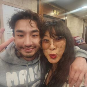 Jung Young-ju Instagram - #선재업고튀어 
#복순팸
#임솔
#선재
#임금
#말자
#현주
#태성
#윤감독님

사랑한다!!!