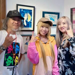 Junko Instagram - 喜国先生と由香さんの個展行ってきたよ
何気にいつも仲良くしてもらってるけど実はものすごいご夫妻

#喜国雅彦
#国樹由香
#月光の囁き展
#吉祥寺
#帰りに公園うろつく