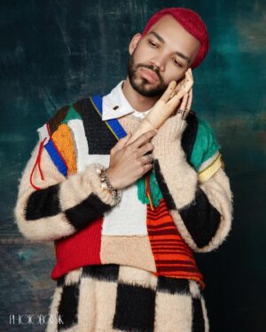 Justice Smith Instagram - had so much fun on this shoot! thank you @photobookmagazine for having me ! link in story 

*******
#photomagazine 
editor in chief: @718blonde 
photographer: @mikeruizone 
interview: @richardperezferia 
stylist: @melvinstyles @tmgla 
groomer: @rpromakeupartist 
photo assistant: @rvrchad 
set design: @brandon_carter_j 
fashion assistant: Taress Douglas 
art director: @by_danalarcon