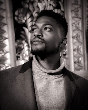 Justin Cornwell Instagram - Under the stage lights..
Screening "The Good Life" at Saban Theatre 
We won best director for @darvood
Photo by @georgelako
Cut by @groomcity