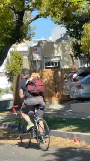 Justin Hires Instagram - People pack their pets😂

@tonybaker 

#justinhires