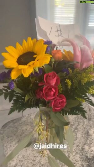 Justin Hires Instagram - I like to get my daughter @jaidhires flowers for Valentine’s Day 

#justinhires #vdayflowers #happyvalentinesday