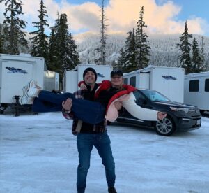 Justin Long Instagram - I spent the day holding @katebosworth like this… then someone finally walked by and took our picture. Then my arms got tired and I dropped @katebosworth! 😬(pic 2)
Just kidding… I didn’t really drop her, it was a prank for APRIL FOOL’S DAY! Then I realized it wasn’t April Fool’s Day but it WAS Valentine’s Day - so I posted this photo! #ChristmasCard2023?