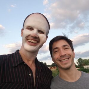 Justin Long Instagram - Happy Mother’s Day!!!
From me and “Mother” (the talented @matthewpatrickdavis ) from “Barbarian” 🍼😘